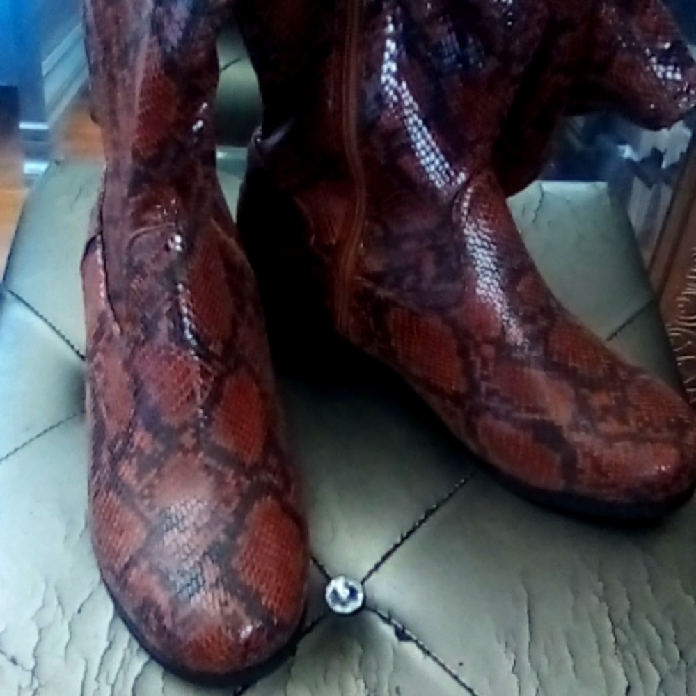 Over the knee Boots